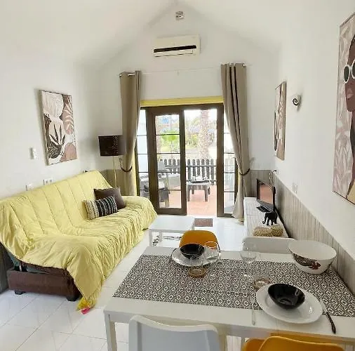 Casa Ayla Montecastillo A8 Apartment